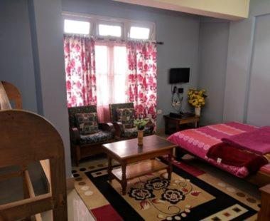 Hotel Mon Kyimojong Tavang Kültér fotó